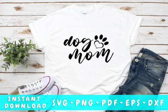 Dog Mom SVG Graphic Crafts By DinoDesigns