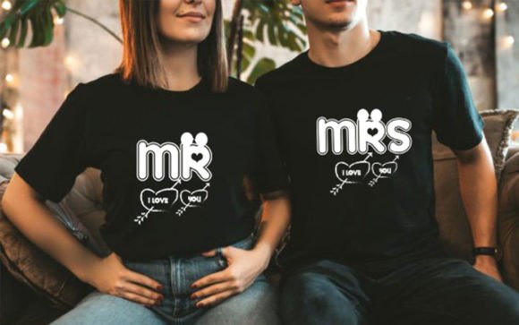 Valentine's Day Retro Couple Gift Tshirt Illustration Designs de T-shirts Par Fabric Svg Store