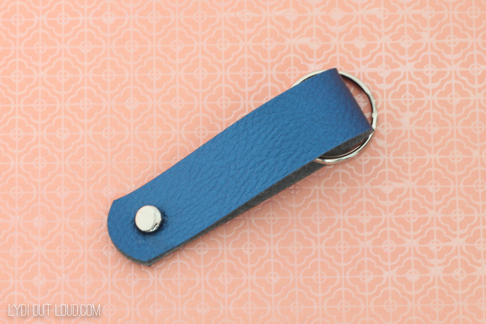cricut project beginner leather keyfob keychain maker